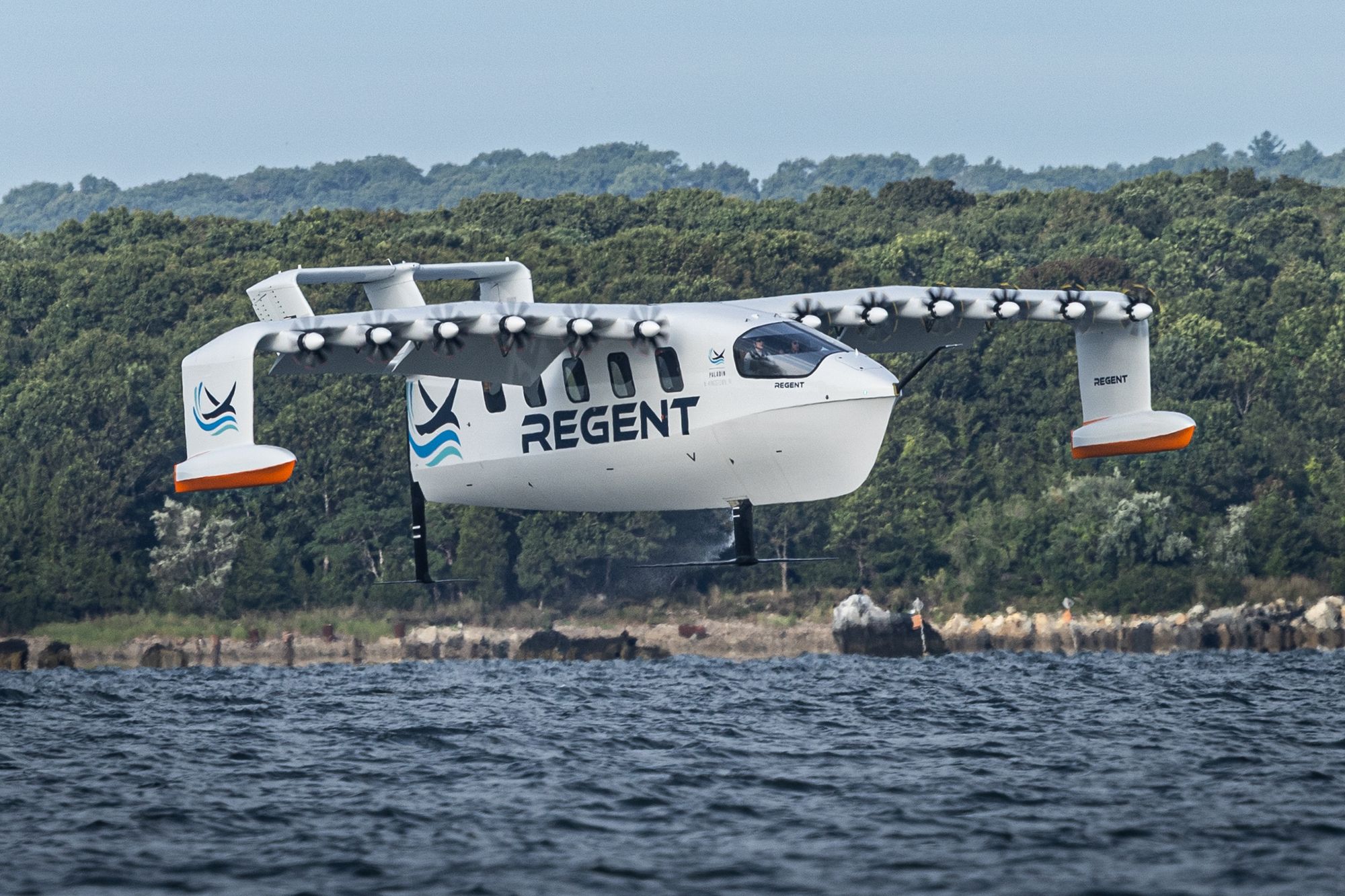 REGENT Seaglider in flight
